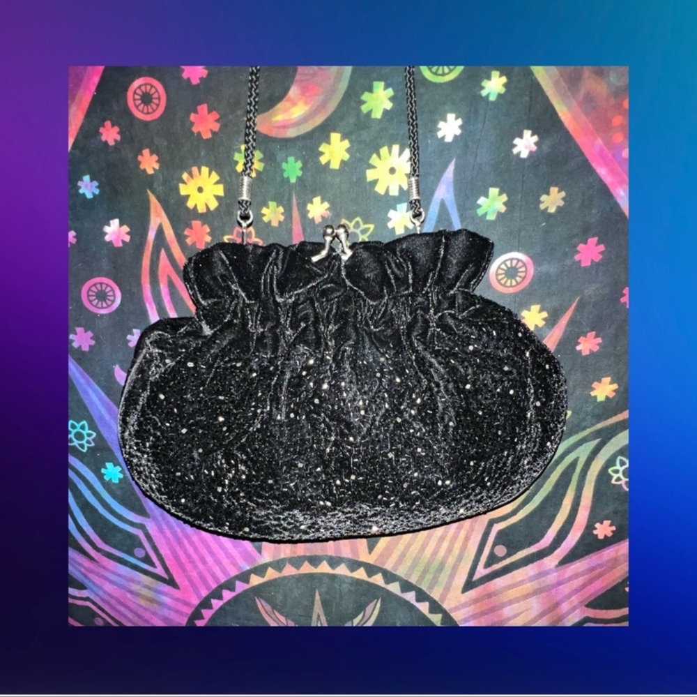Lancome Vintage Elegant Black Evening Clutch. With Kisslock.  NWOT